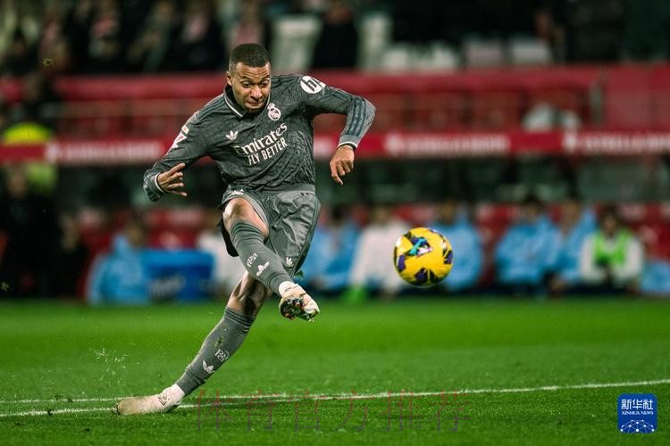 西甲-皇马2-1马洛卡 维尼修斯建功姆巴佩双响被吹